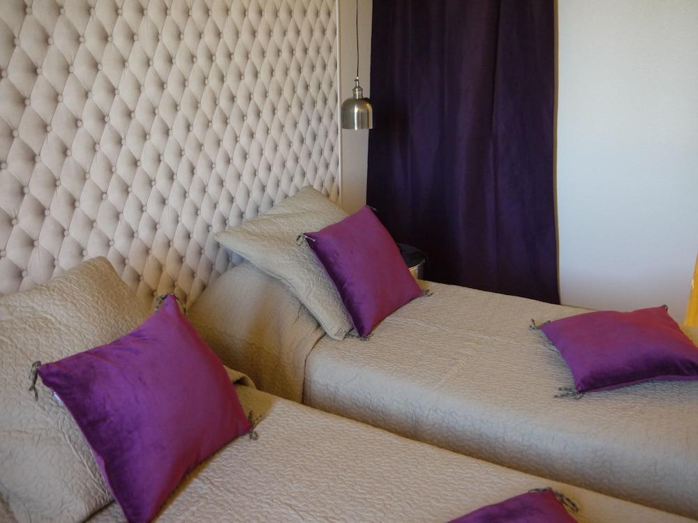 ลา กีเอตา Hotel ตูลูส ภายนอก รูปภาพ